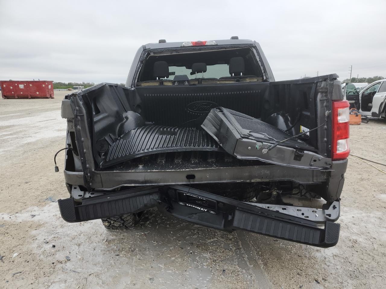 2022 Ford F-150 - Image 6
