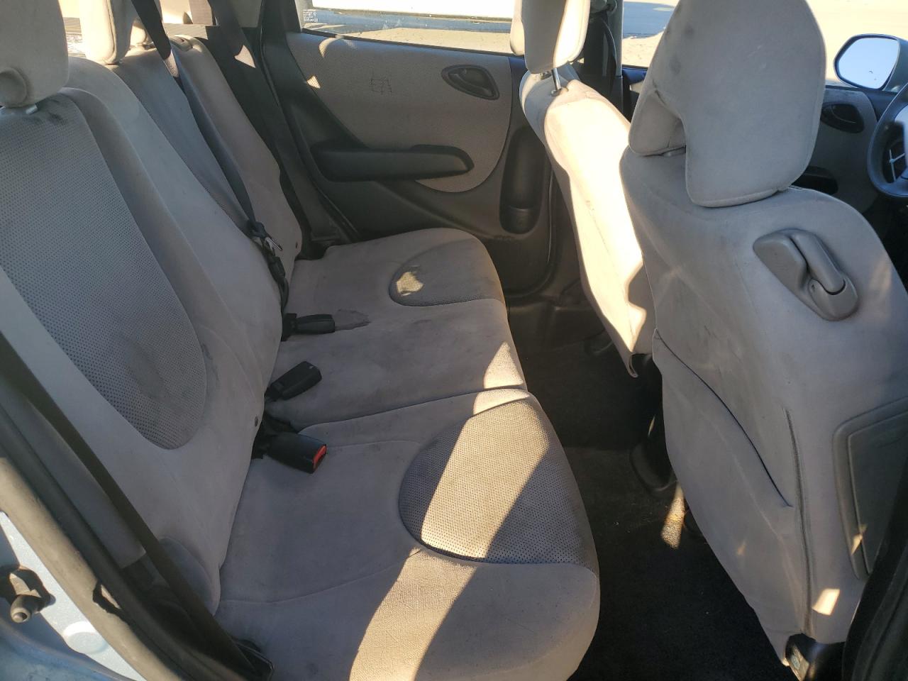 2007 Honda Fit - Image 10
