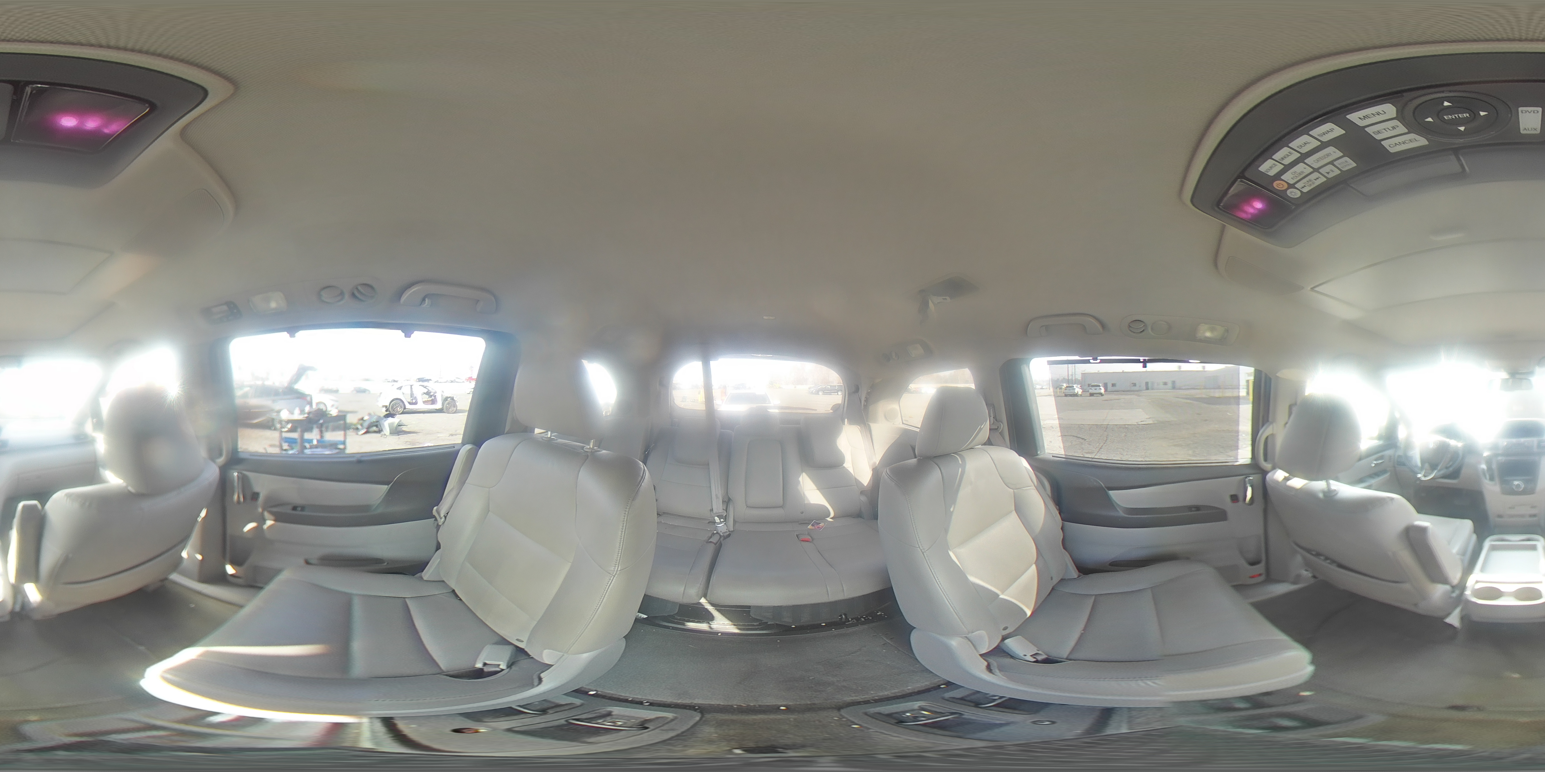 2015 Honda Odyssey - Image 13