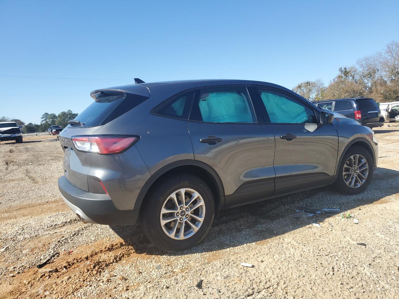 2022 Ford Escape - Image 3