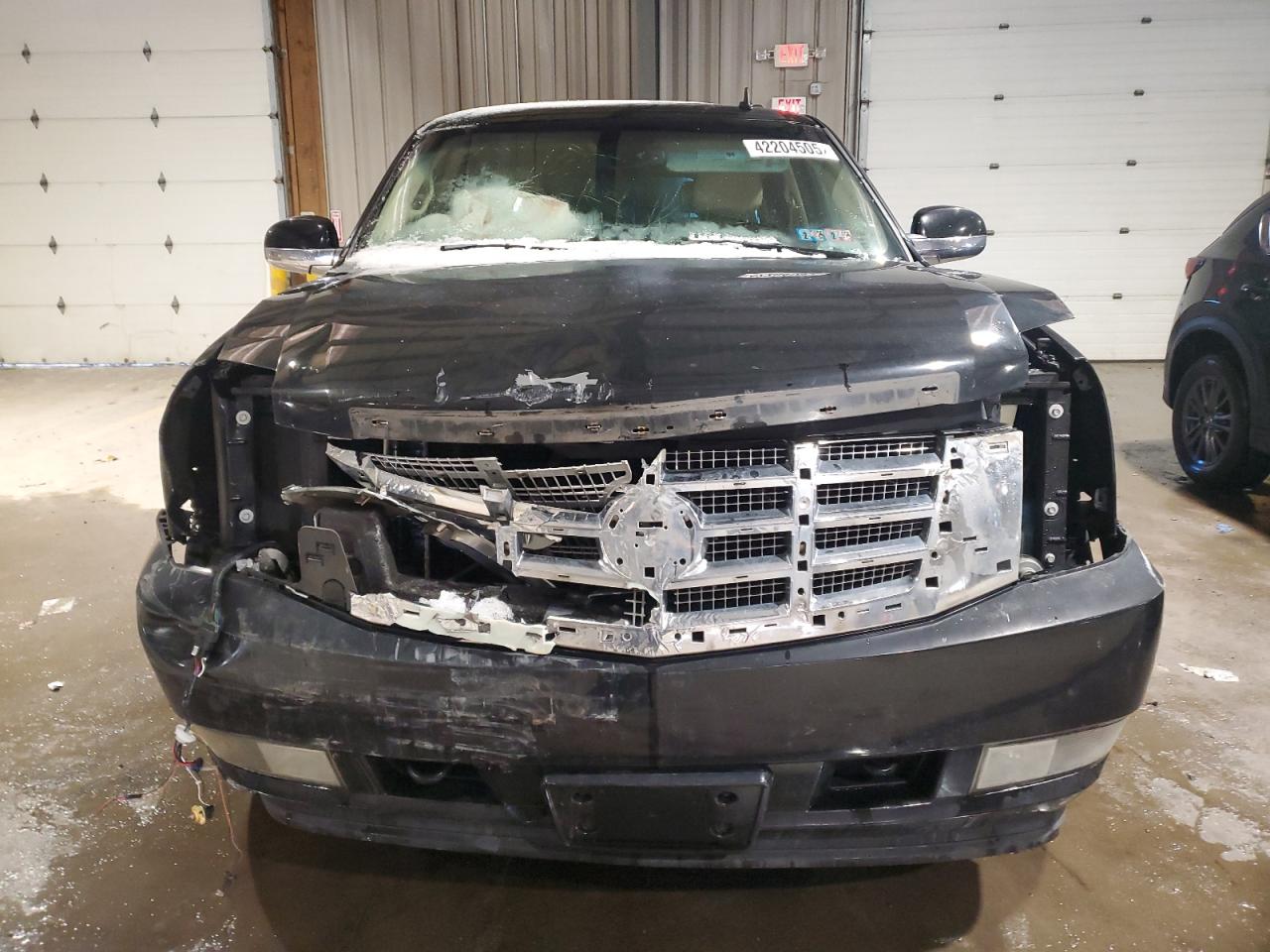 2007 Cadillac Escalade - Image 5