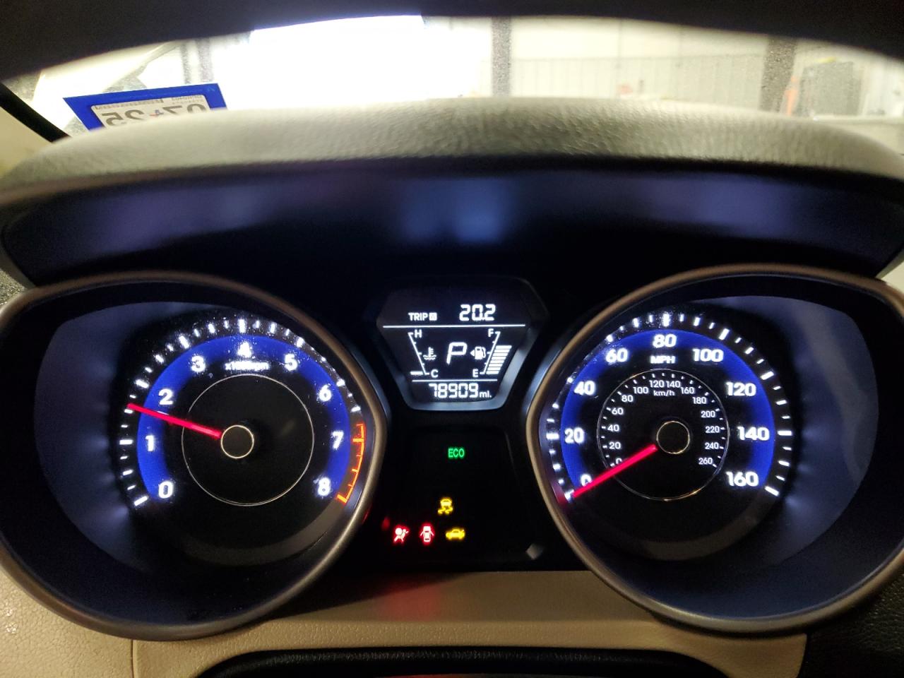 2014 Hyundai Elantra - Image 9