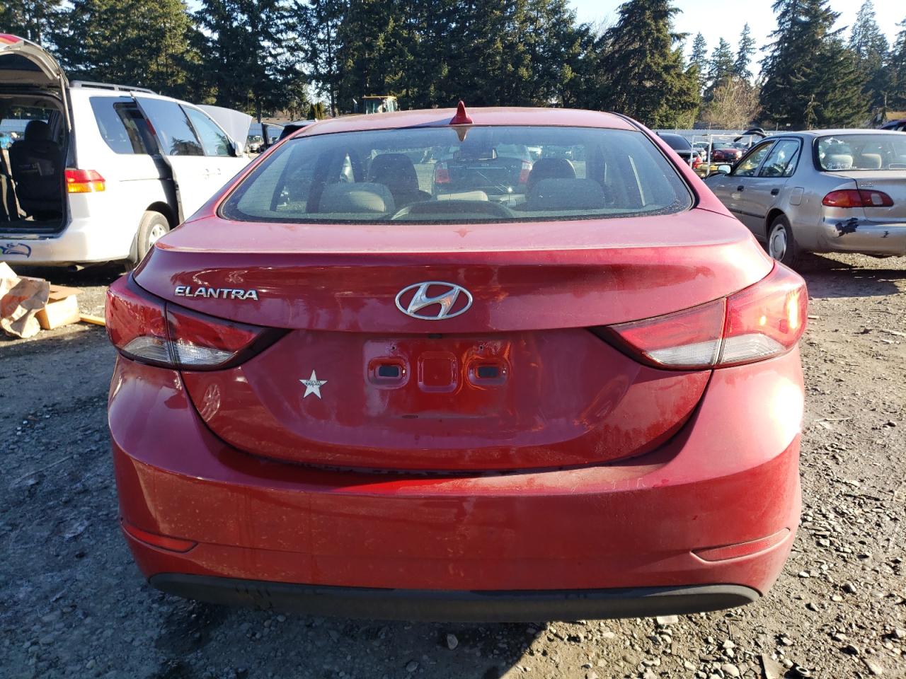 2015 Hyundai Elantra - Image 6