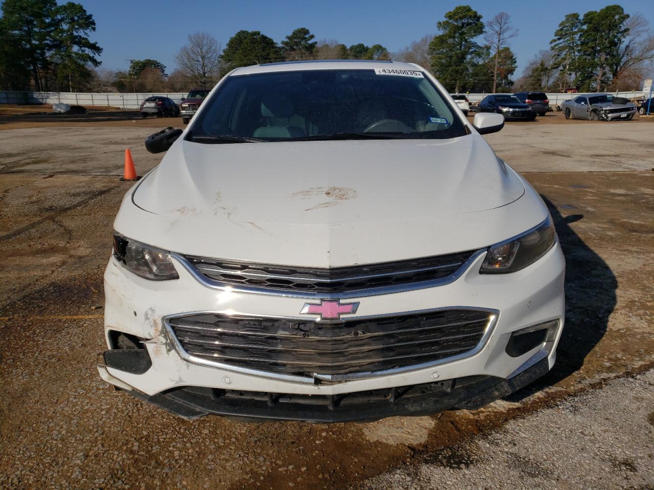 2017 Chevrolet Malibu - Image 5