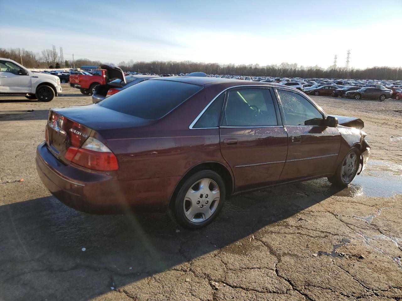 2003 Toyota Avalon - Image 3