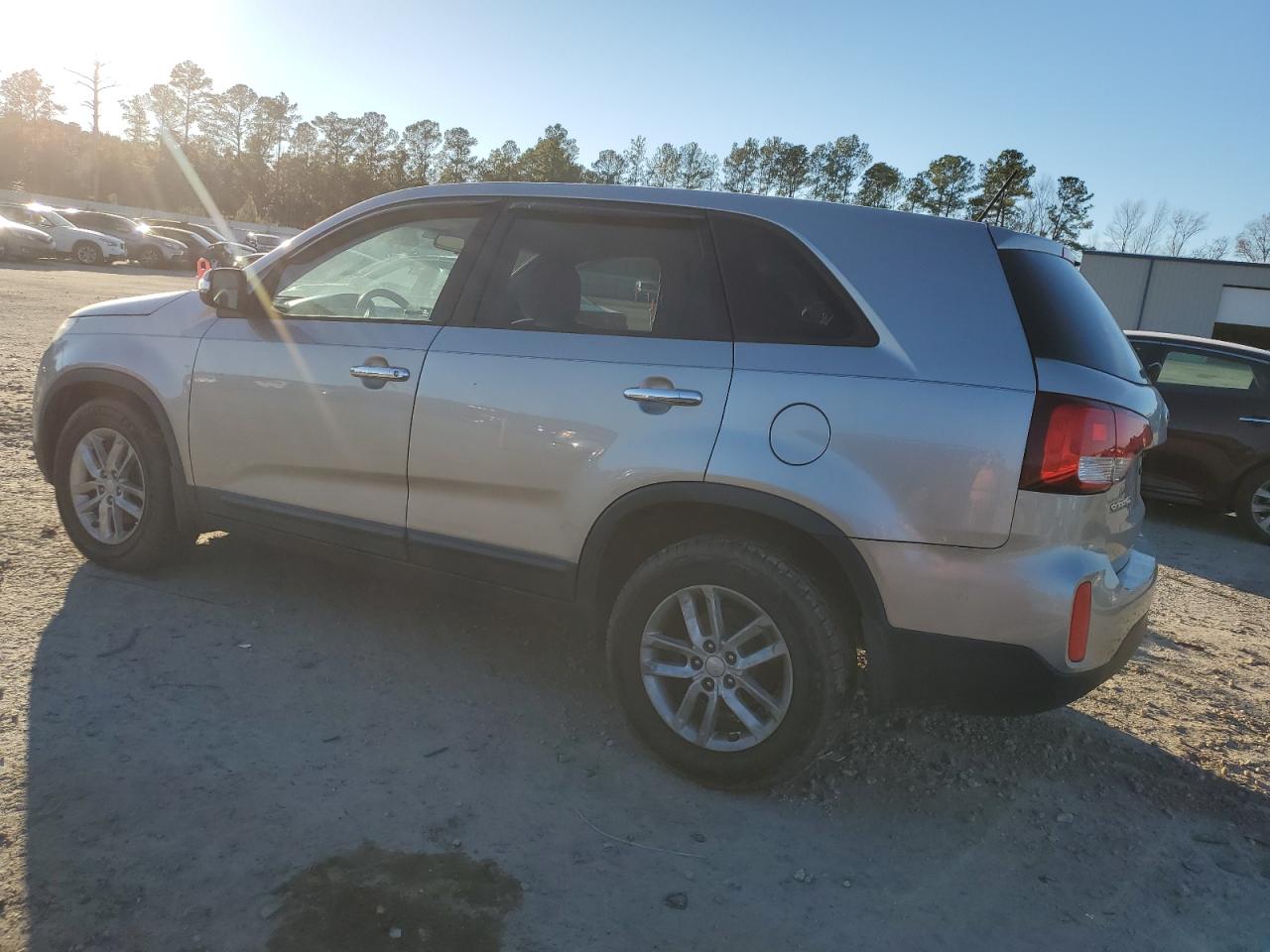 2015 Kia Sorento - Image 2