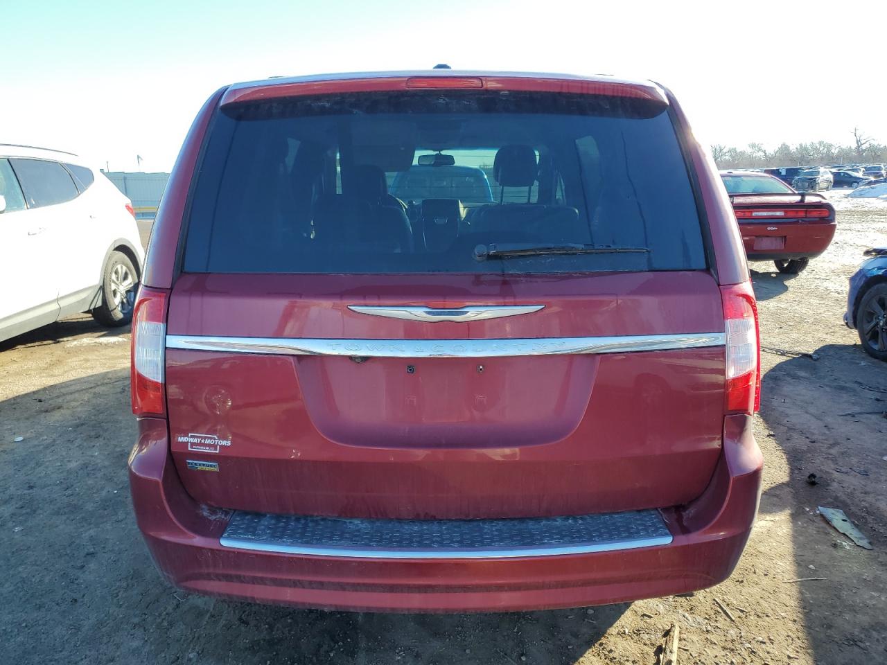 2014 Chrysler Town & Country - Image 6