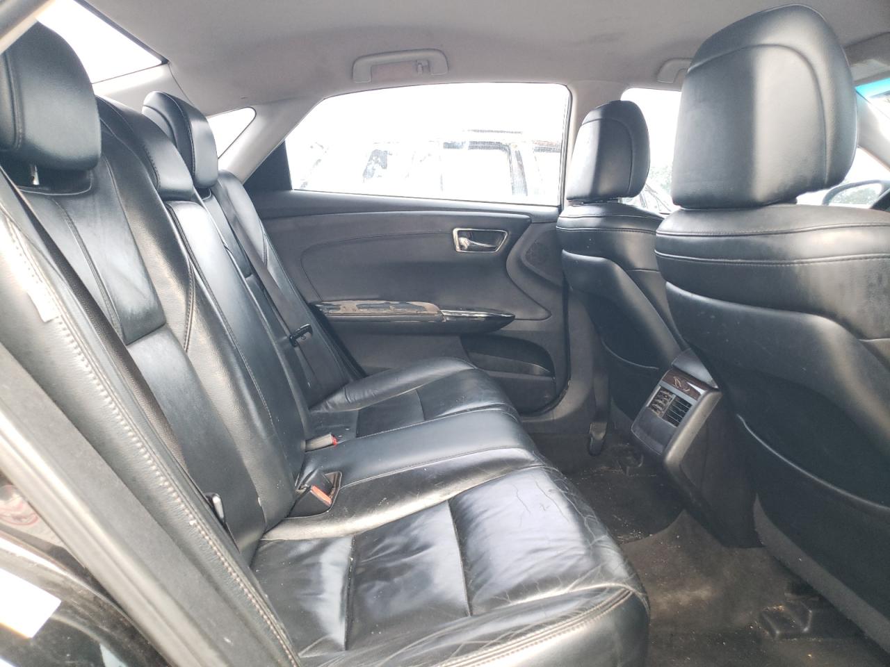 2015 Toyota Avalon - Image 10