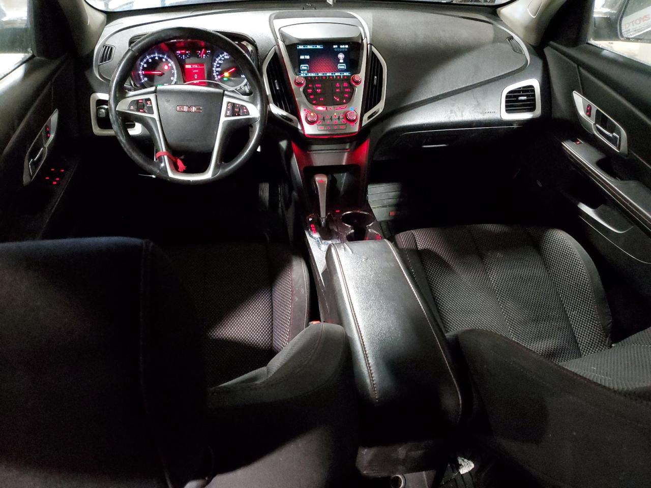 2015 GMC Terrain - Image 8