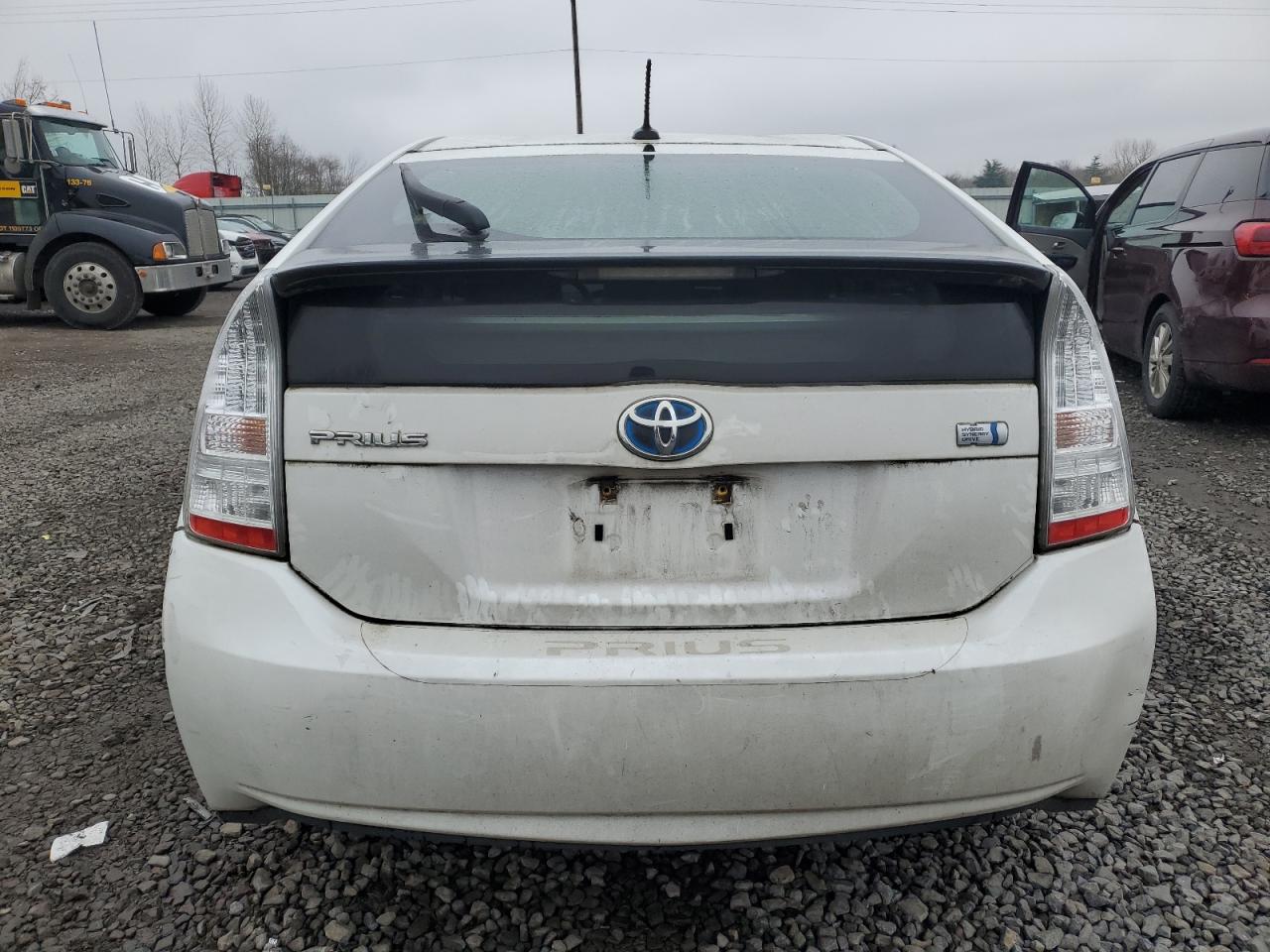 2011 Toyota Prius - Image 6
