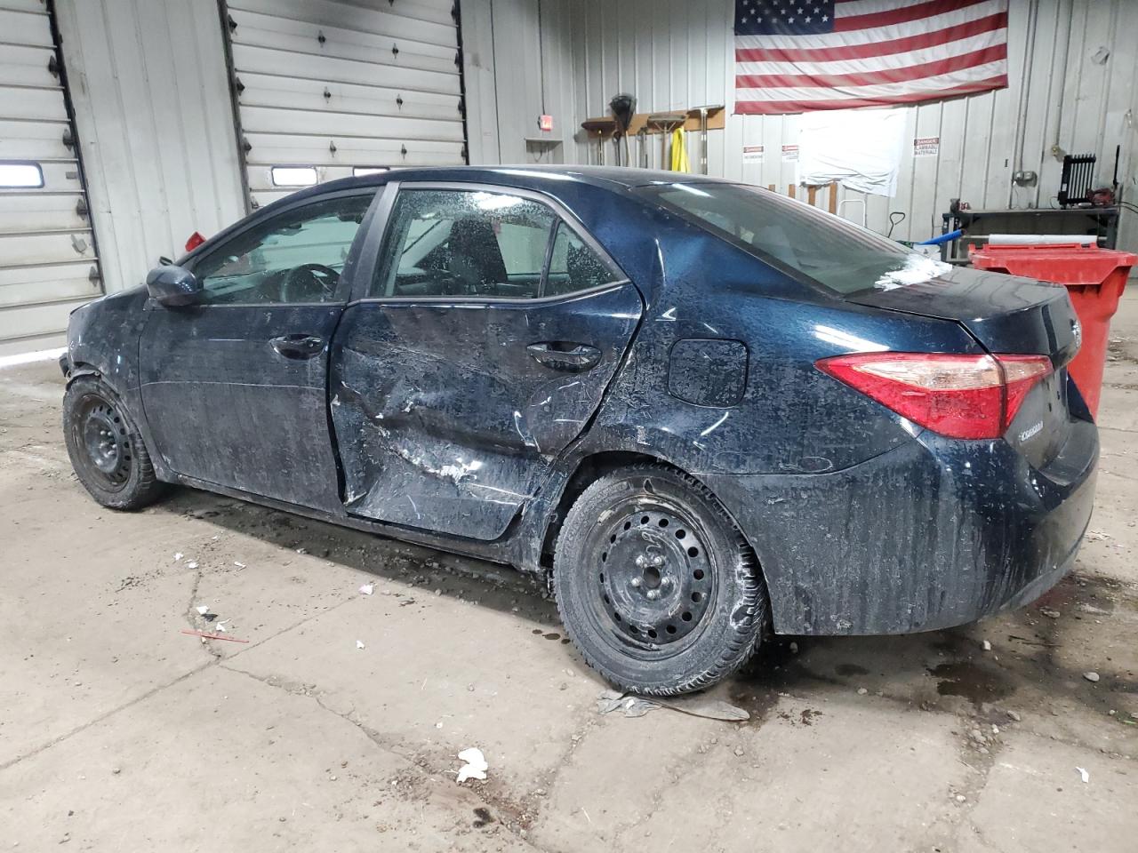 2018 Toyota Corolla - Image 2