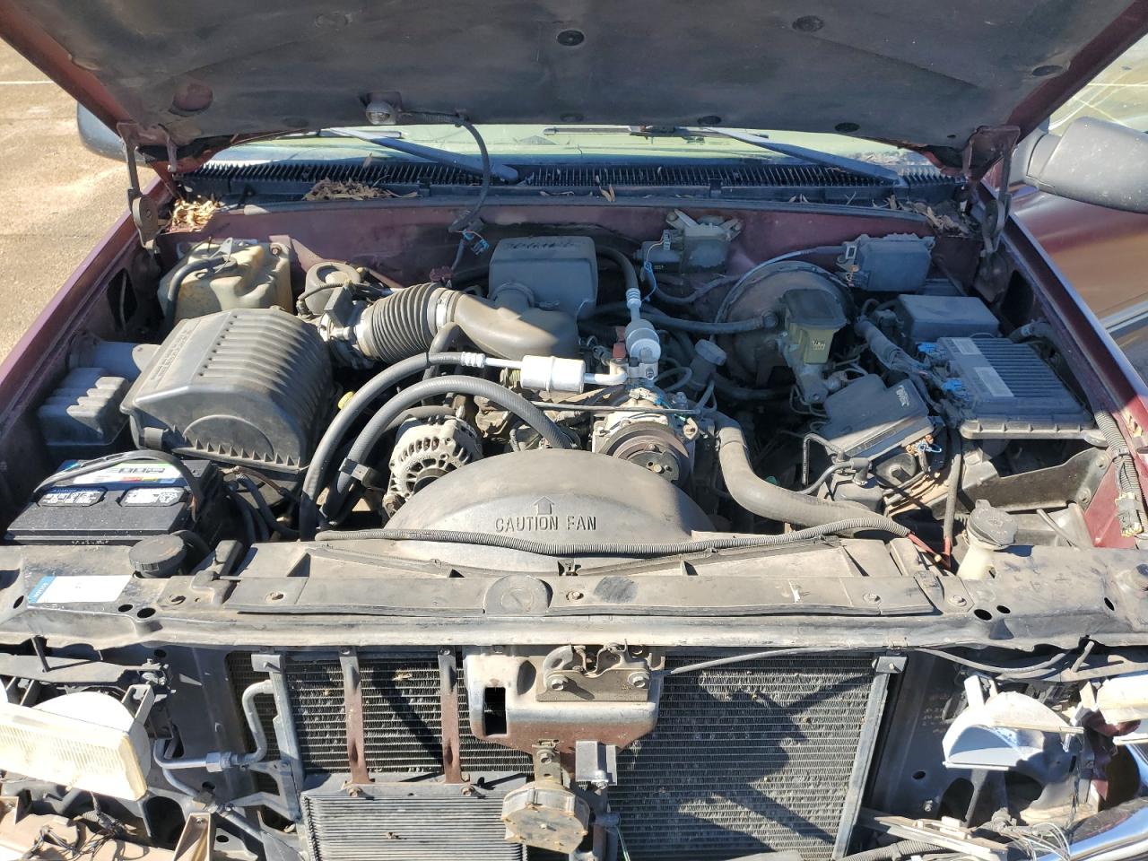 1999 Chevrolet Suburban - Image 12