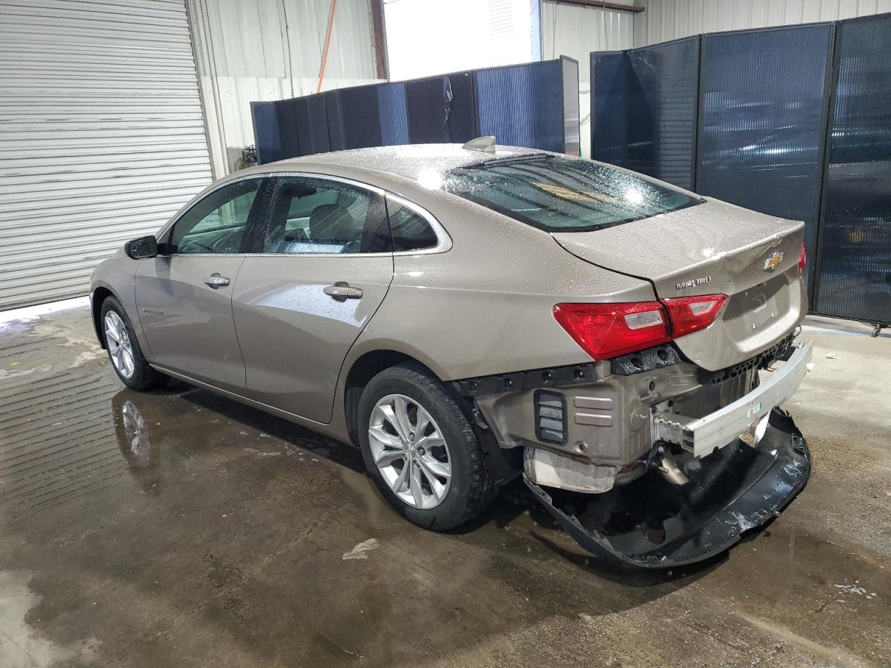 2023 Chevrolet Malibu - Image 2