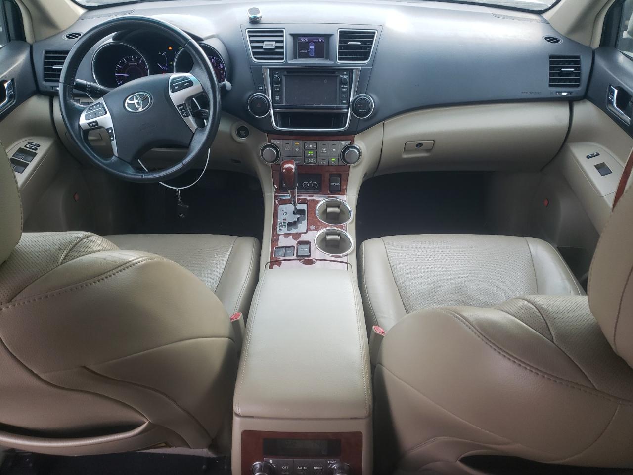 2013 Toyota Highlander - Image 8