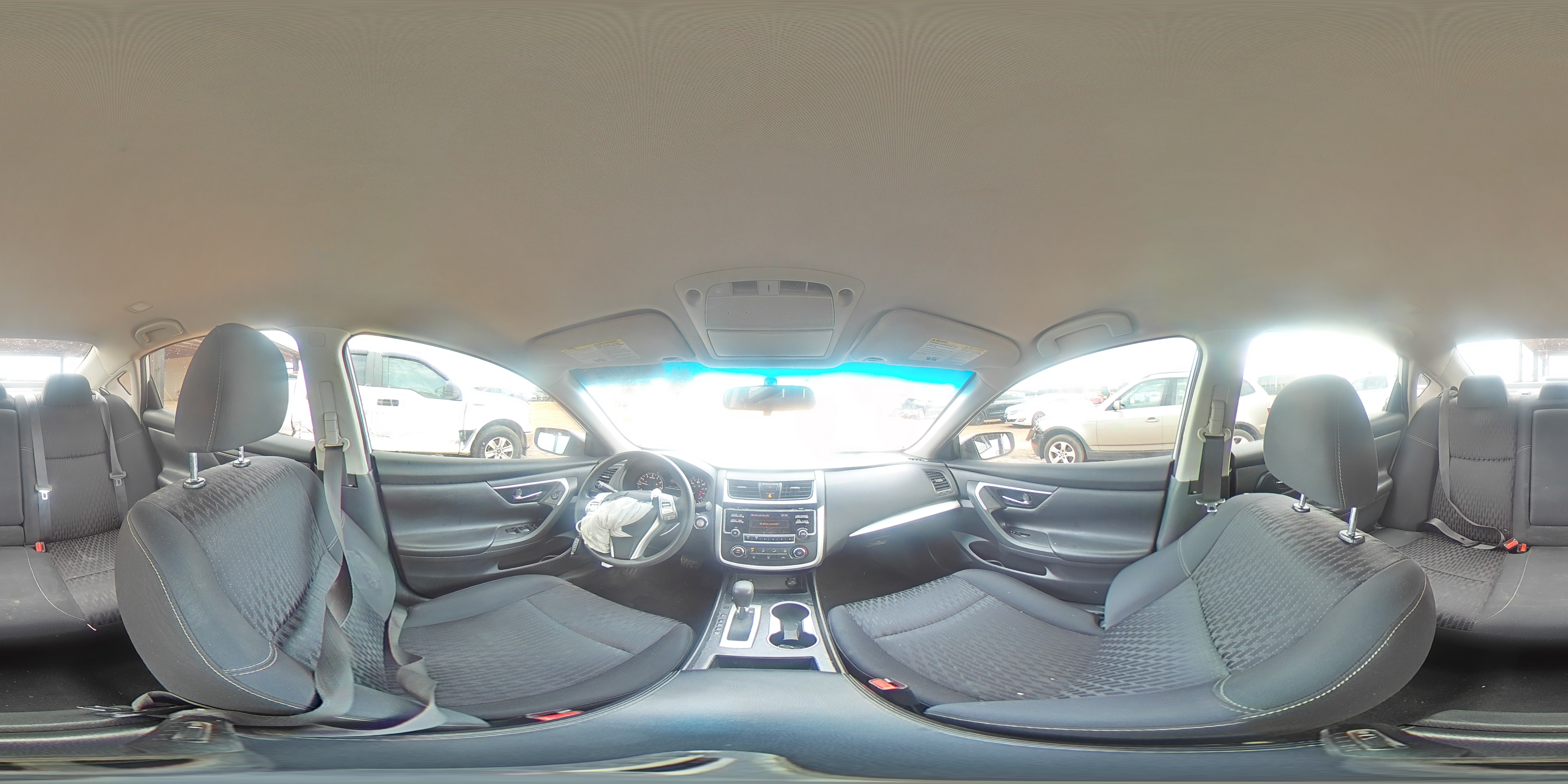 2017 Nissan Altima - Image 12