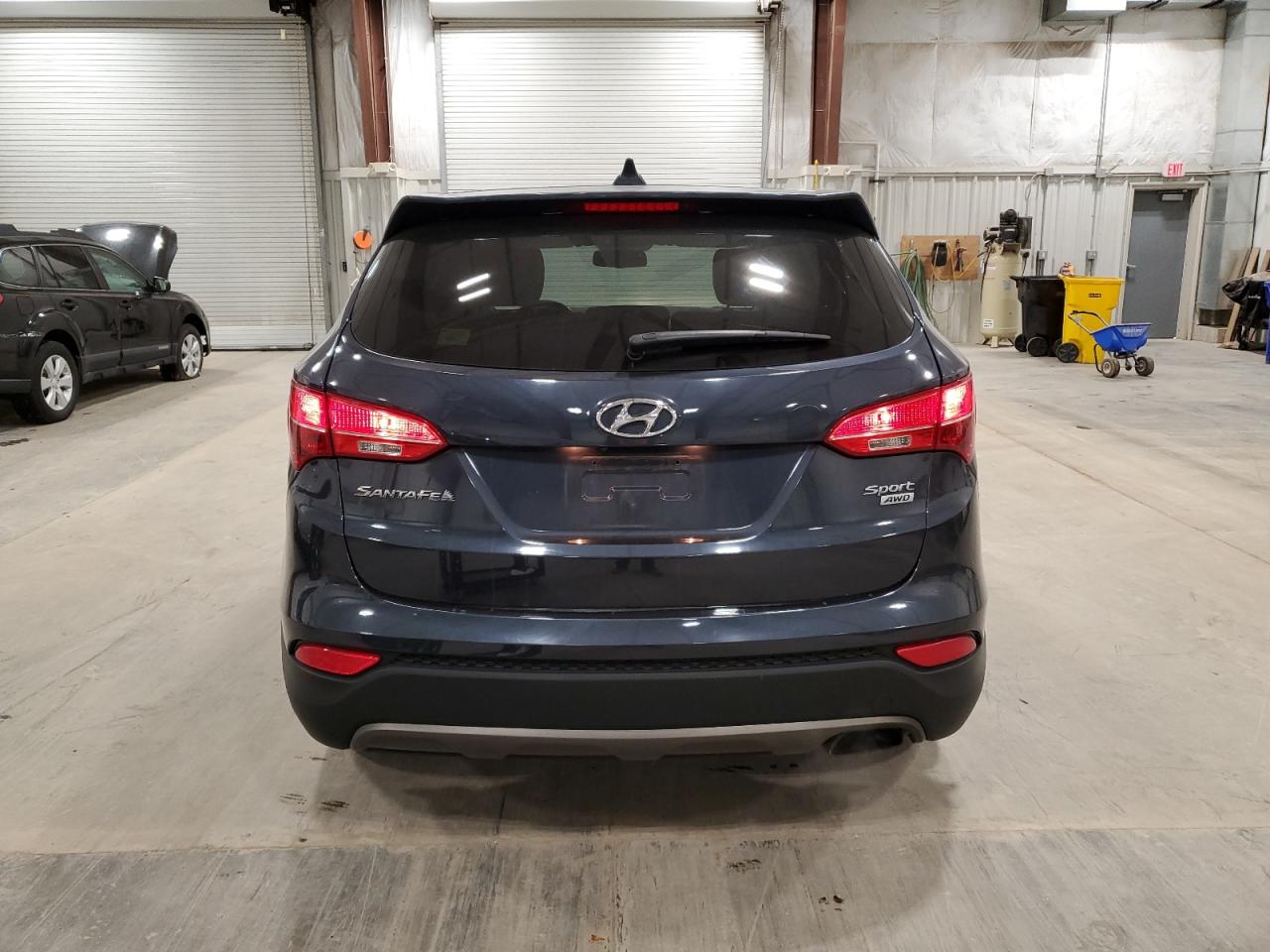 2013 Hyundai Santa Fe - Image 6