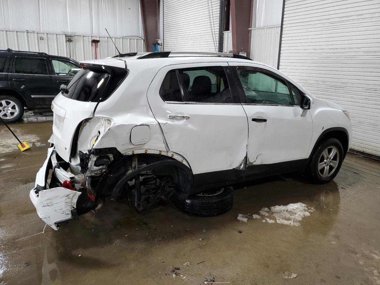 2019 Chevrolet Trax - Image 3