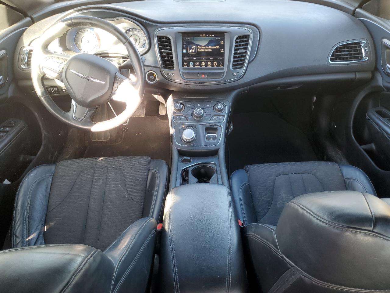 2015 Chrysler 200 - Image 8