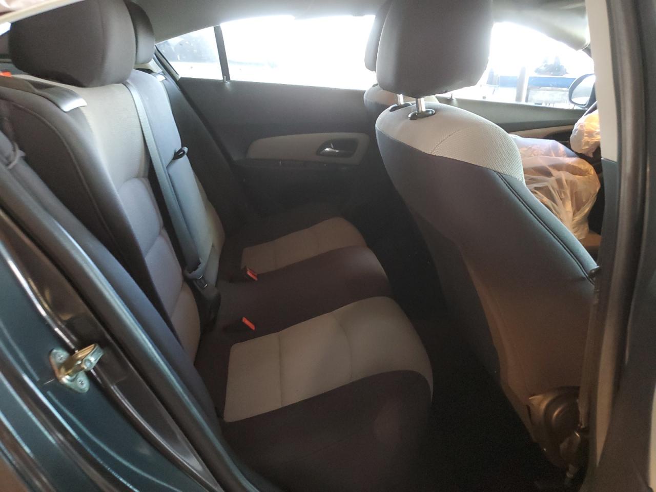 2013 Chevrolet Cruze - Image 11