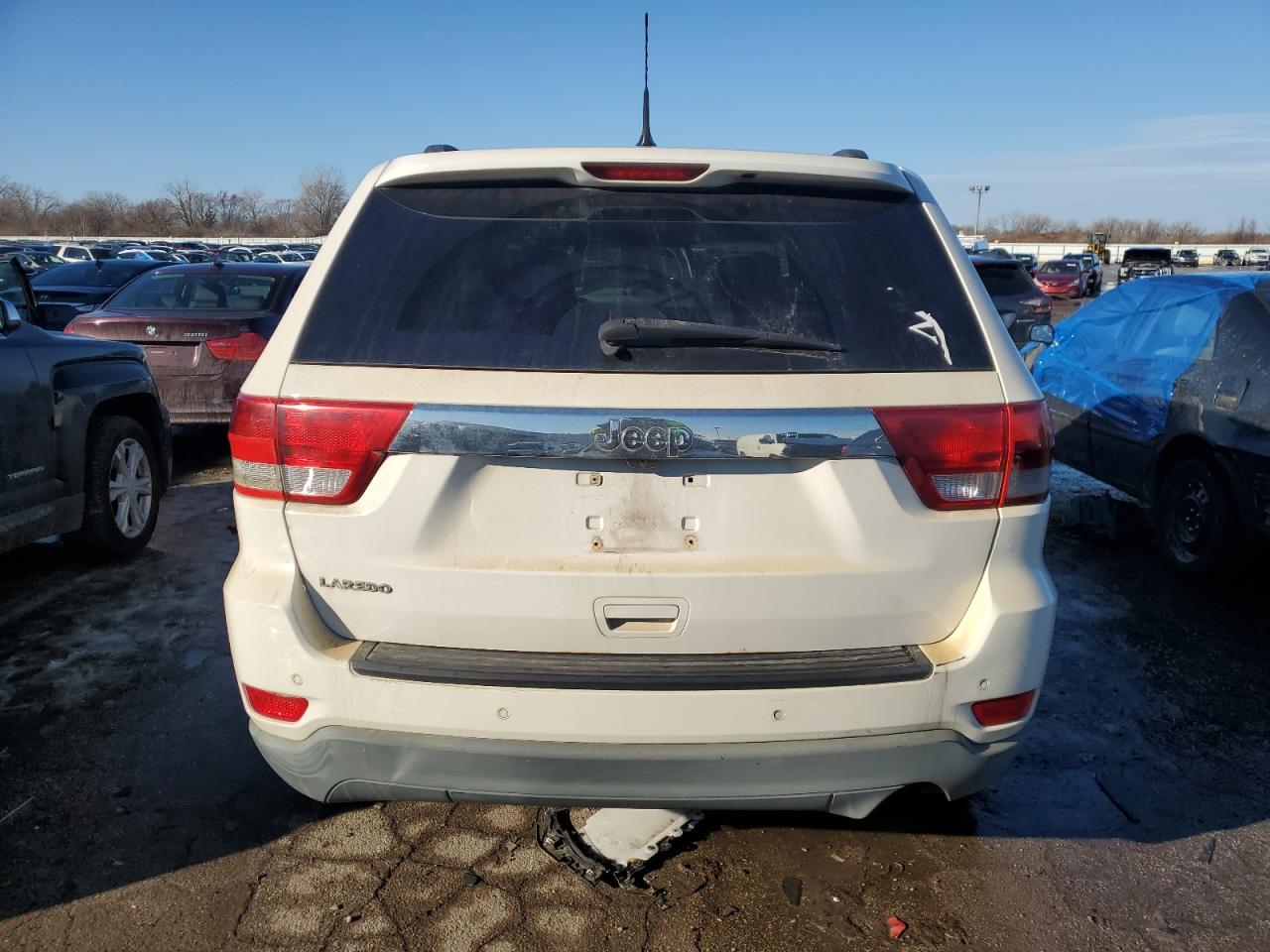 2011 Jeep Grand Cherokee - Image 6
