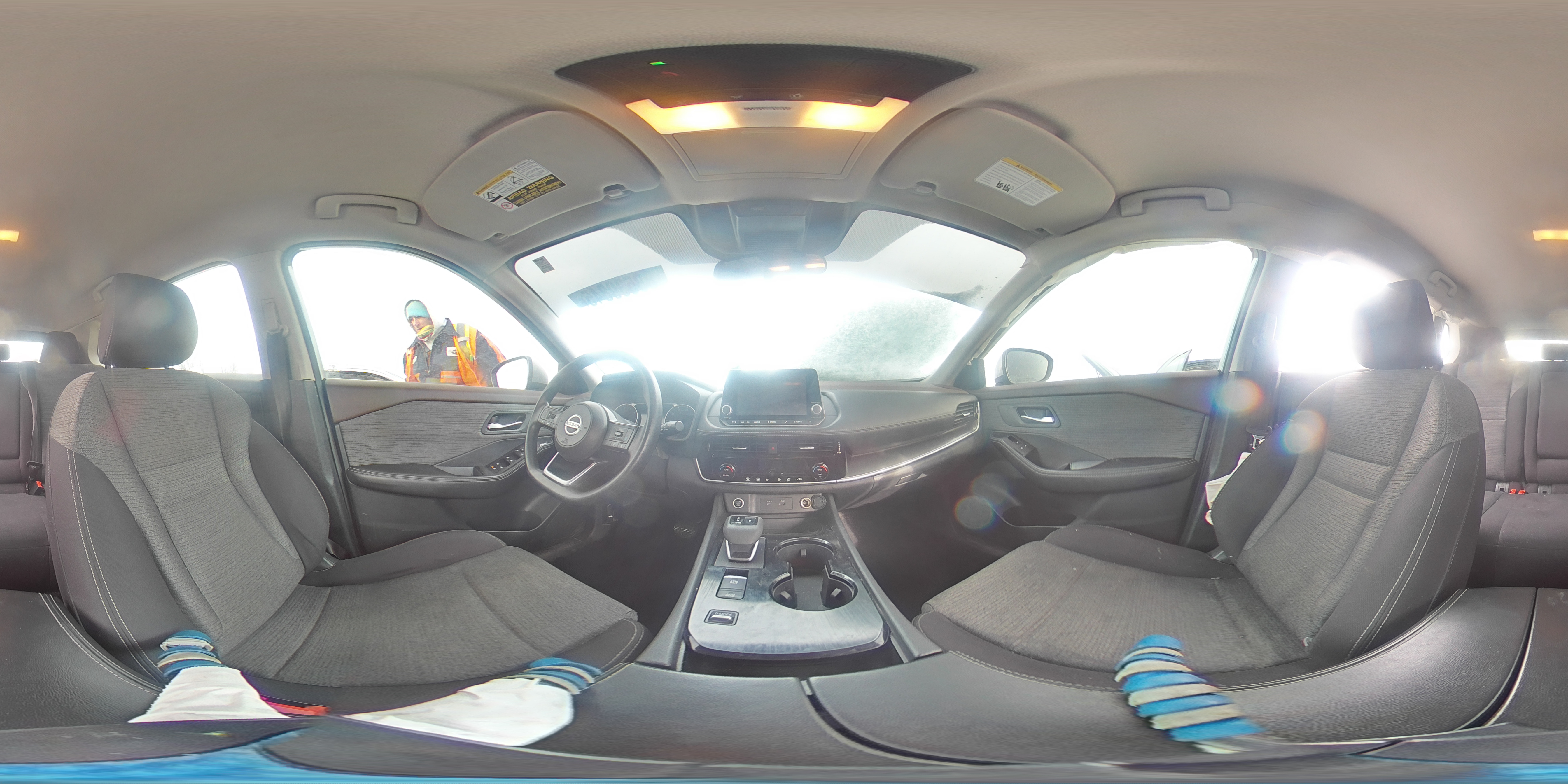 2021 Nissan Rogue - Image 15