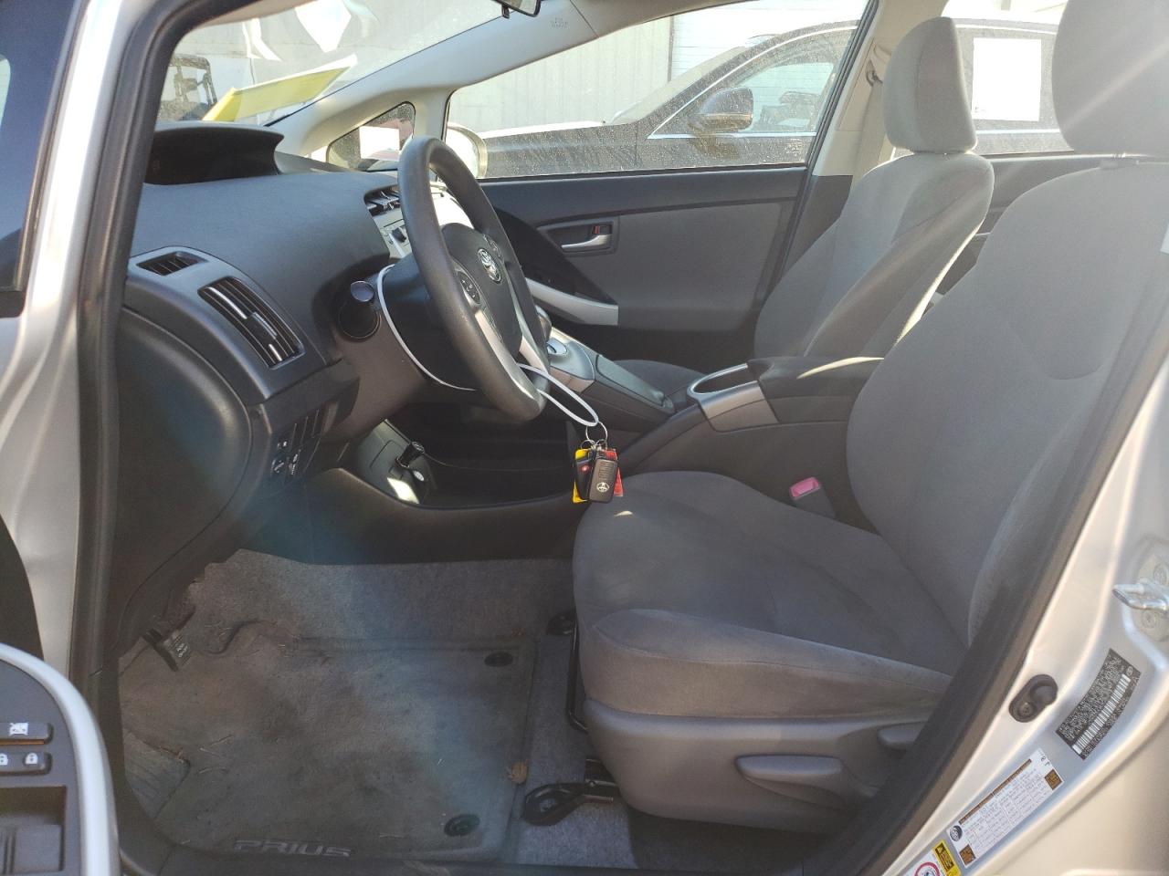2012 Toyota Prius - Image 7