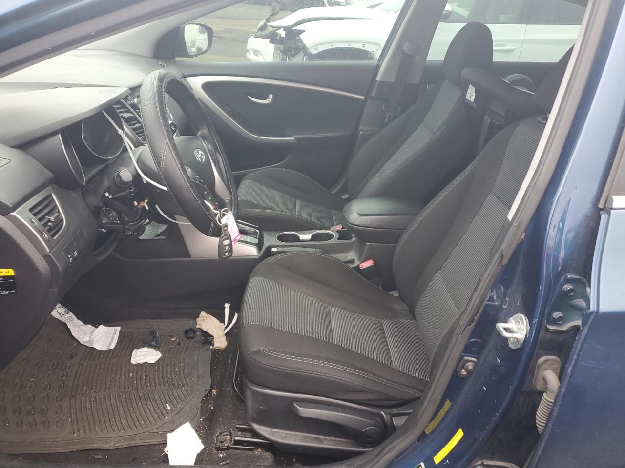 2014 Hyundai Elantra - Image 7