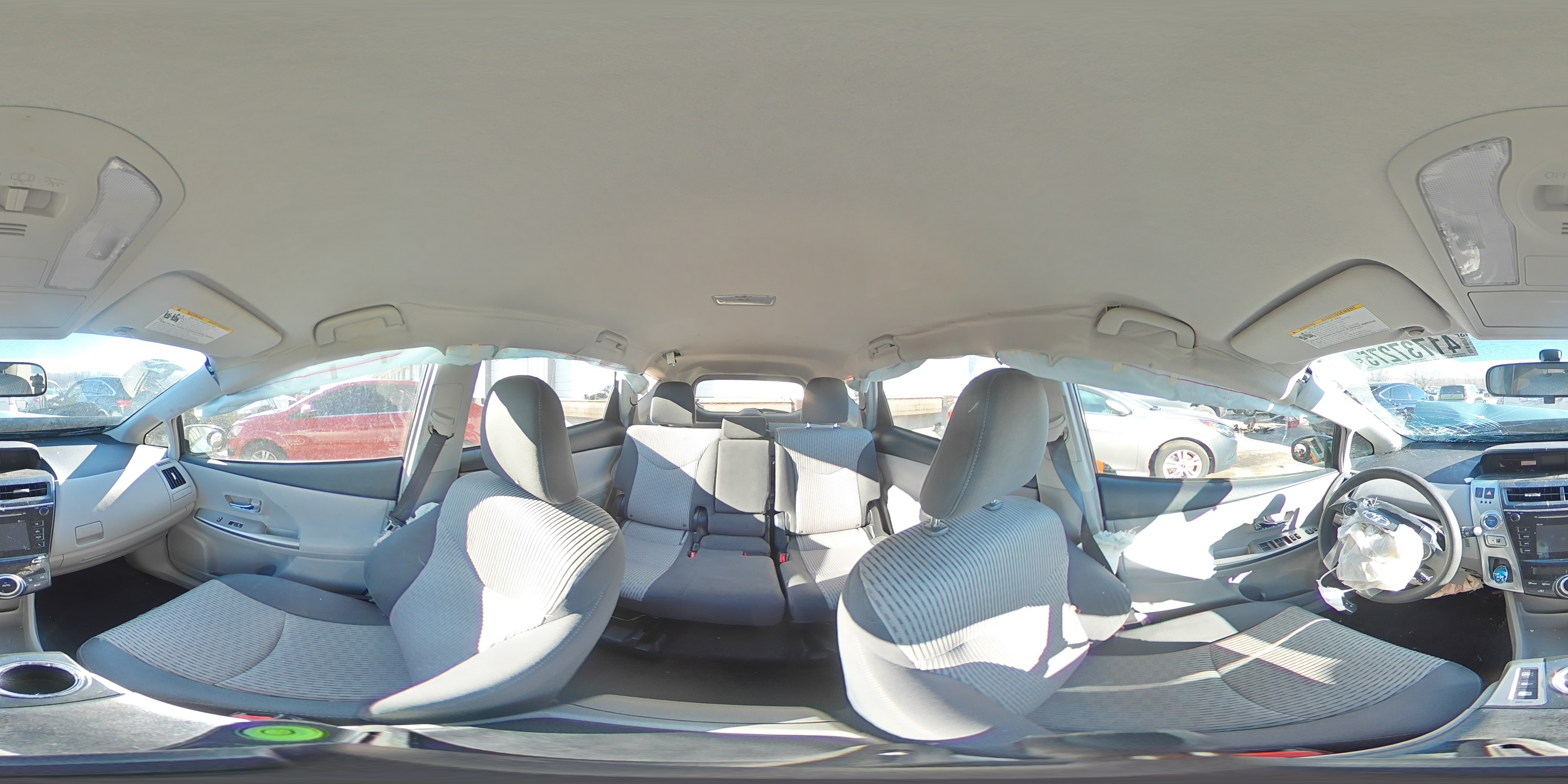 2017 Toyota Prius - Image 13