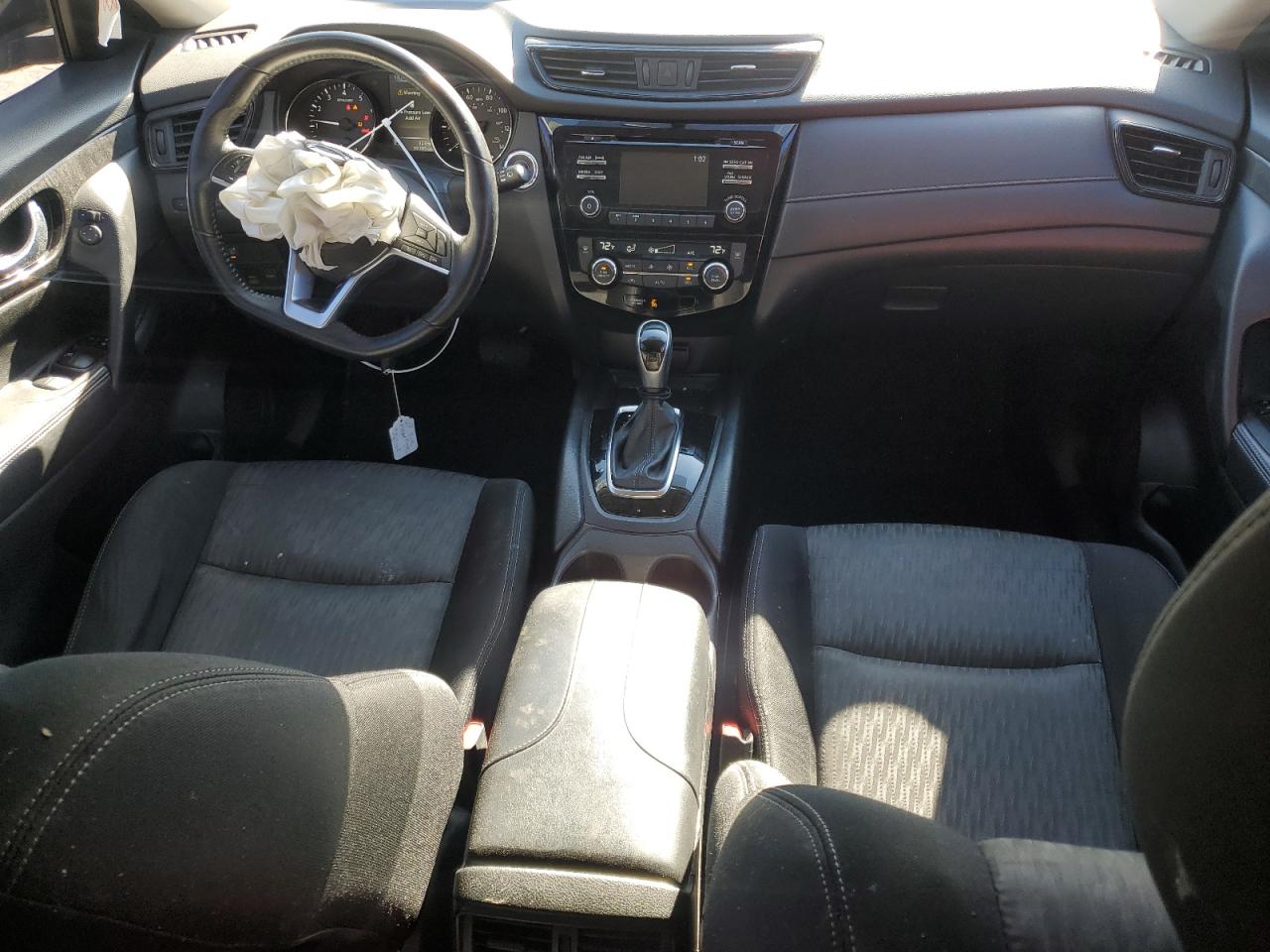 2017 Nissan Rogue - Image 8