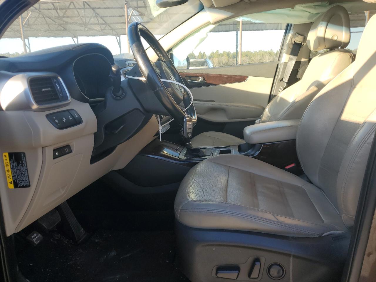 2016 Kia Sorento - Image 7