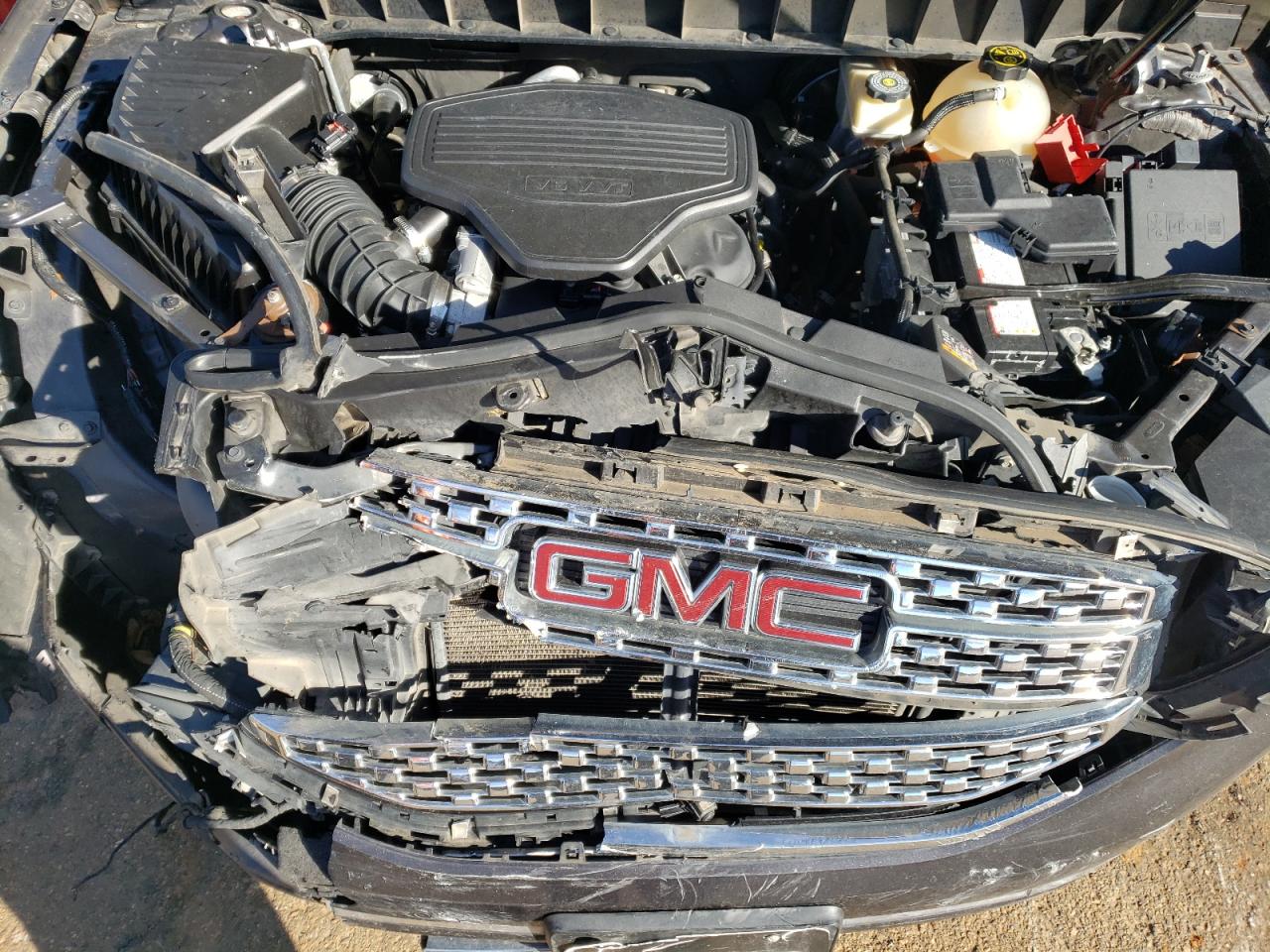 2017 GMC Acadia - Image 13