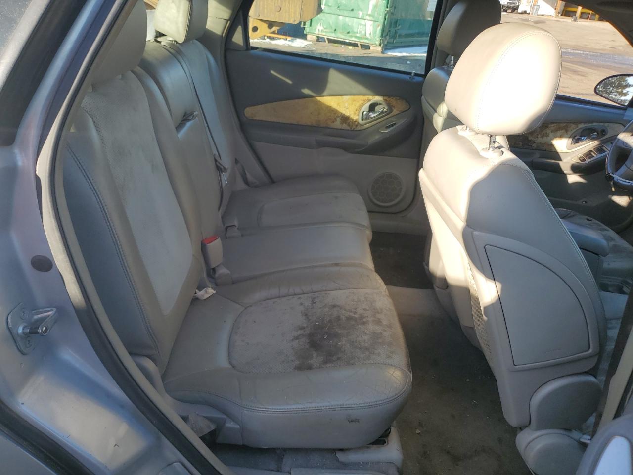 2005 Chevrolet Malibu - Image 10