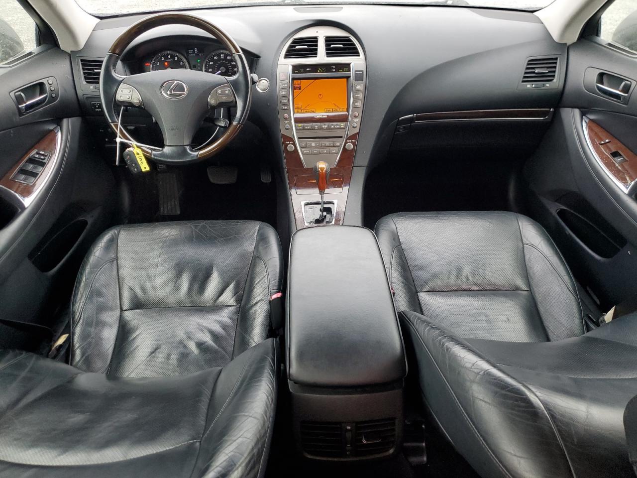 2012 Lexus ES - Image 8