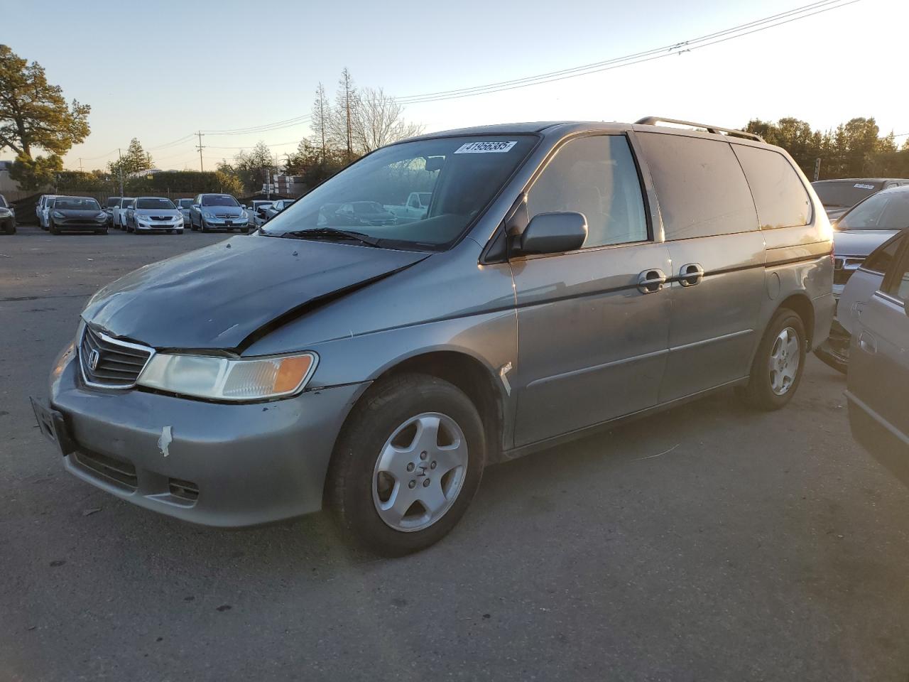2001 Honda Odyssey - Image 1