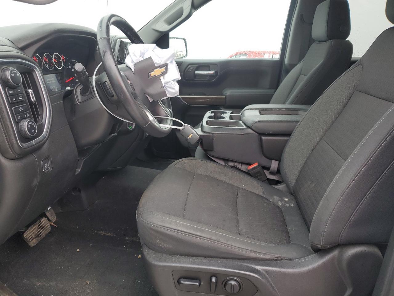 2019 Chevrolet Silverado - Image 7