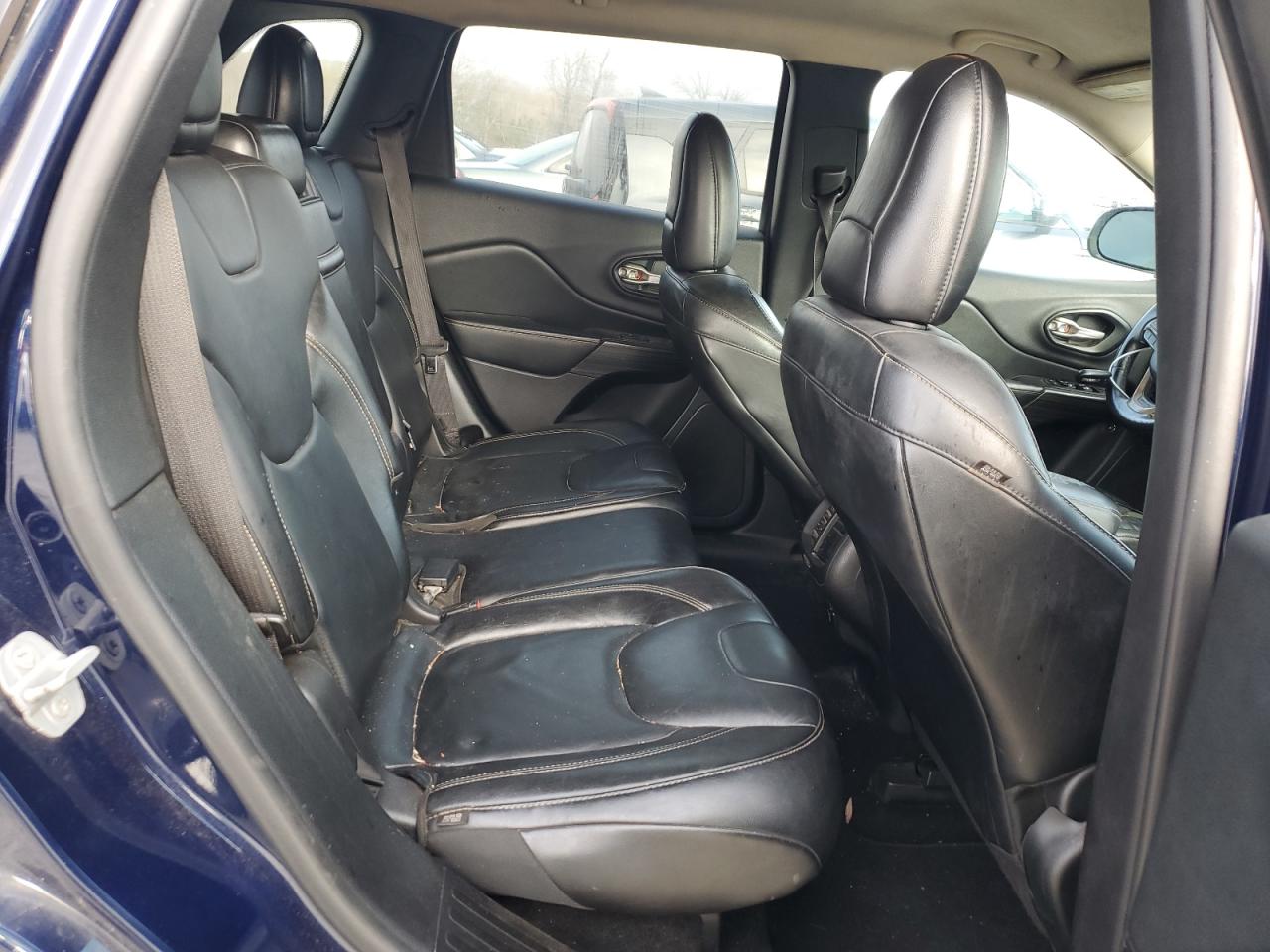 2014 Jeep Grand Cherokee - Image 11