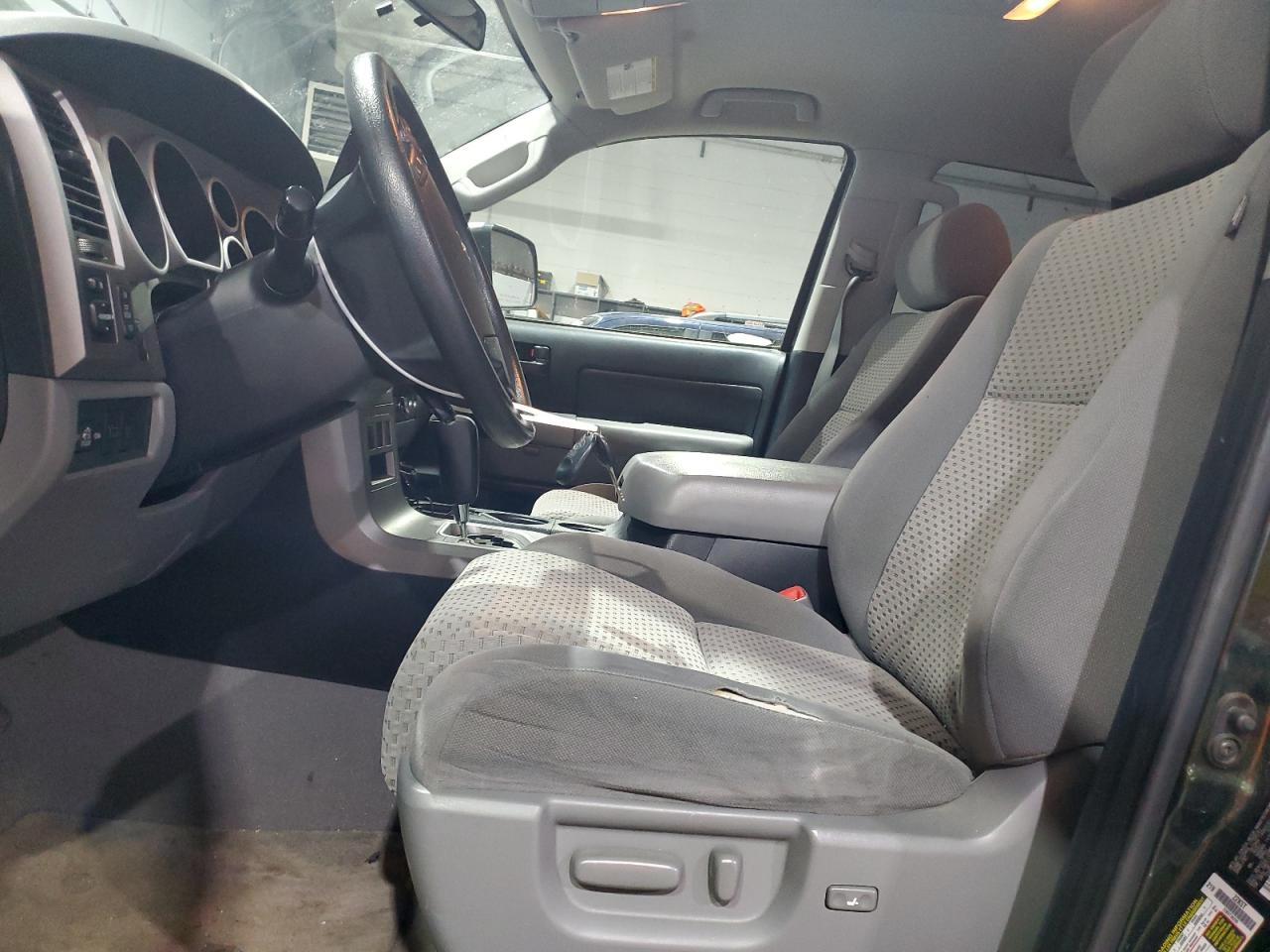 2010 Toyota Tundra - Image 7