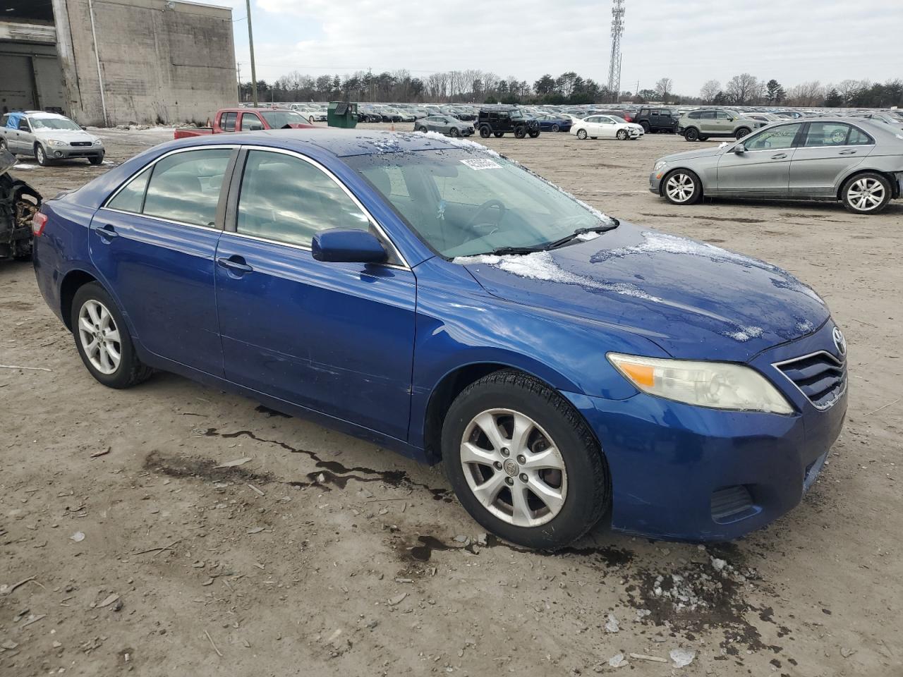 2011 Toyota Camry - Image 4