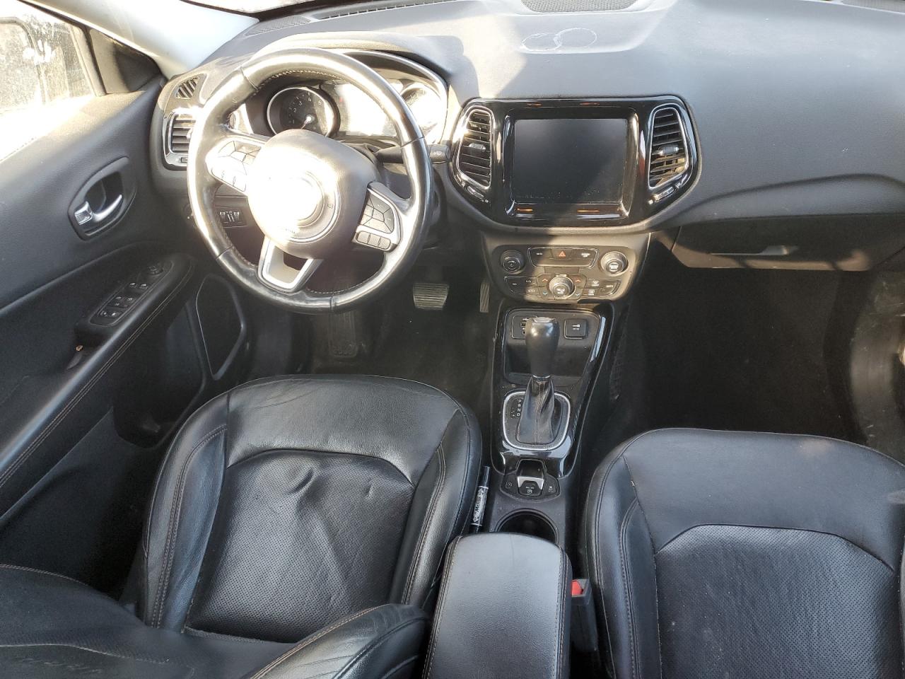 2018 Jeep Compass - Image 8