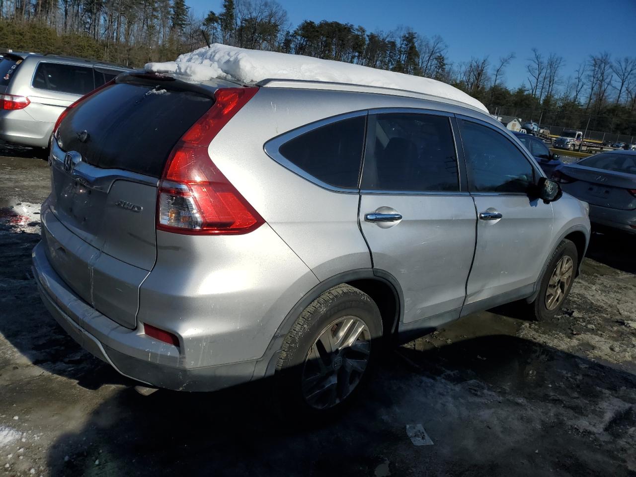 VIN 2HKRM4H7XGH619576 2016 HONDA CRV no.3