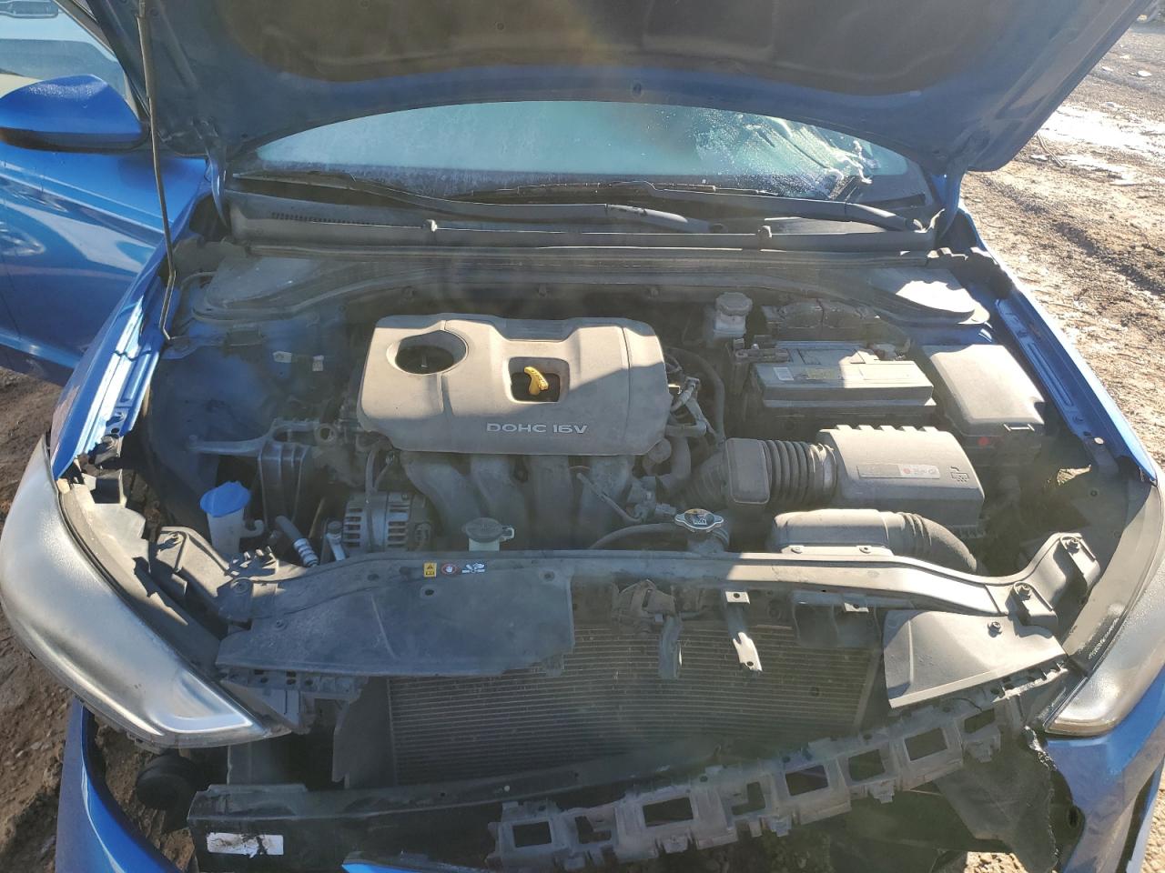 2018 Hyundai Elantra - Image 11