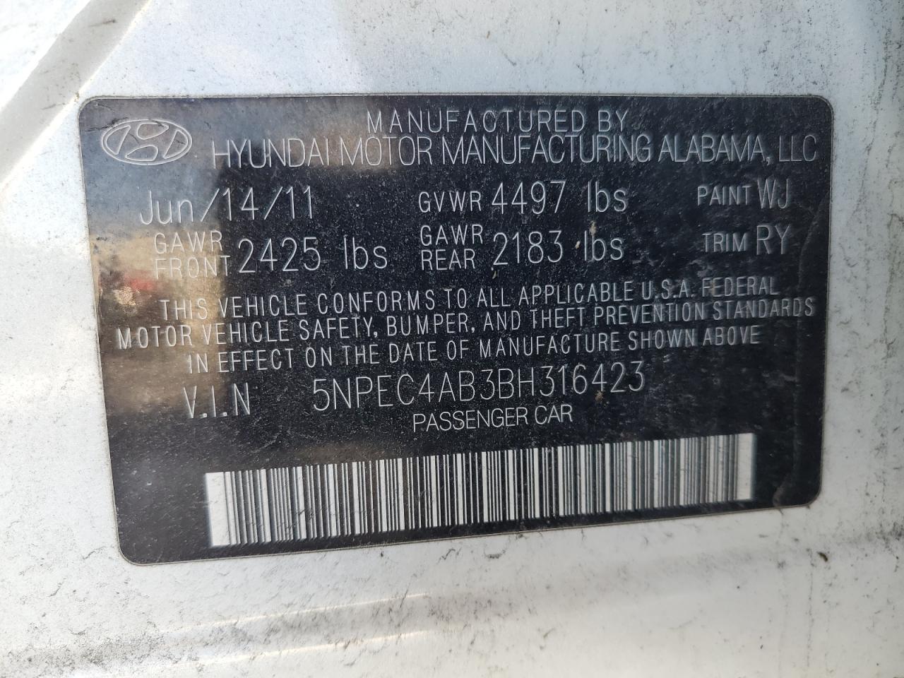 2011 Hyundai Sonata - Image 14