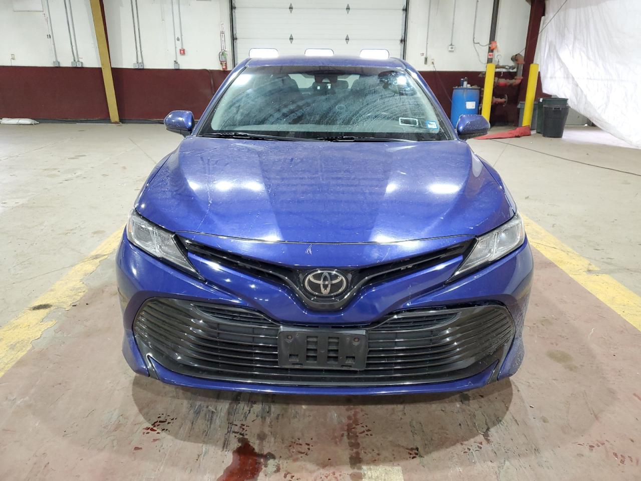 2018 Toyota Camry - Image 5