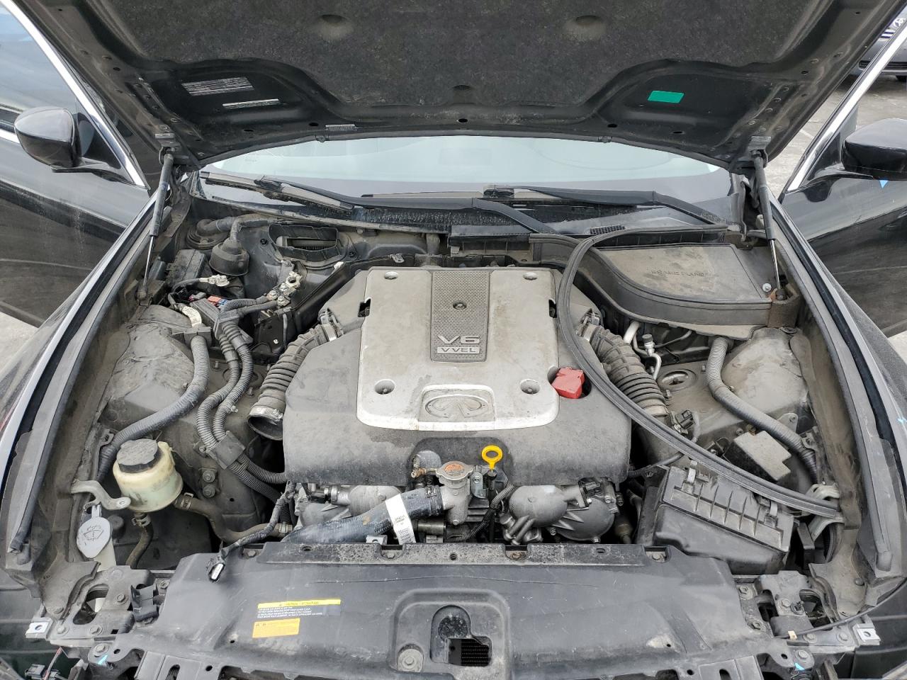 2013 Infiniti G - Image 11