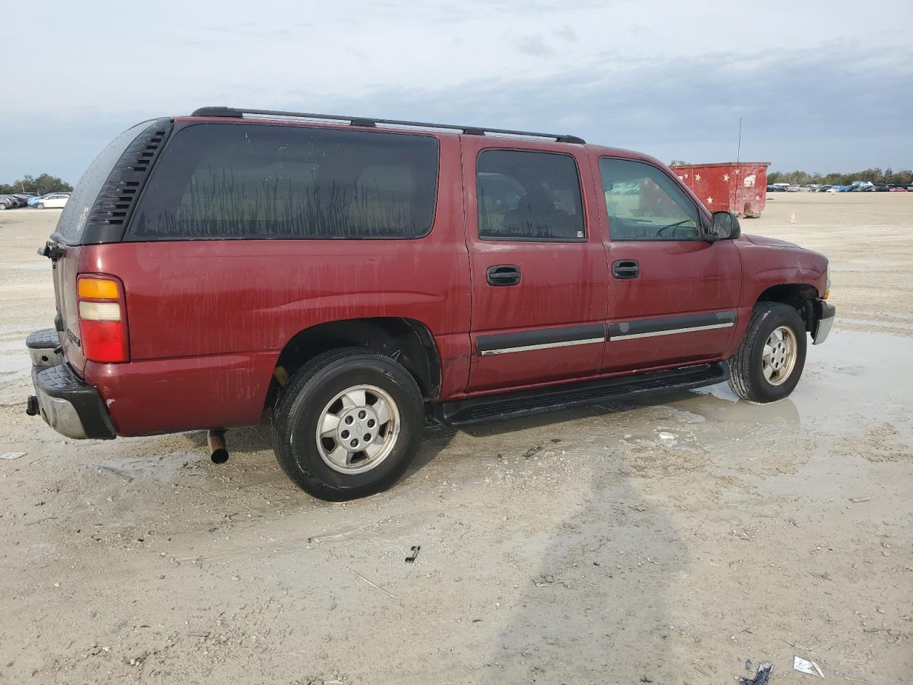 2003 Chevrolet Suburban - Image 3