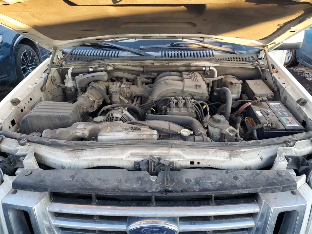 2008 Ford Explorer - Image 12