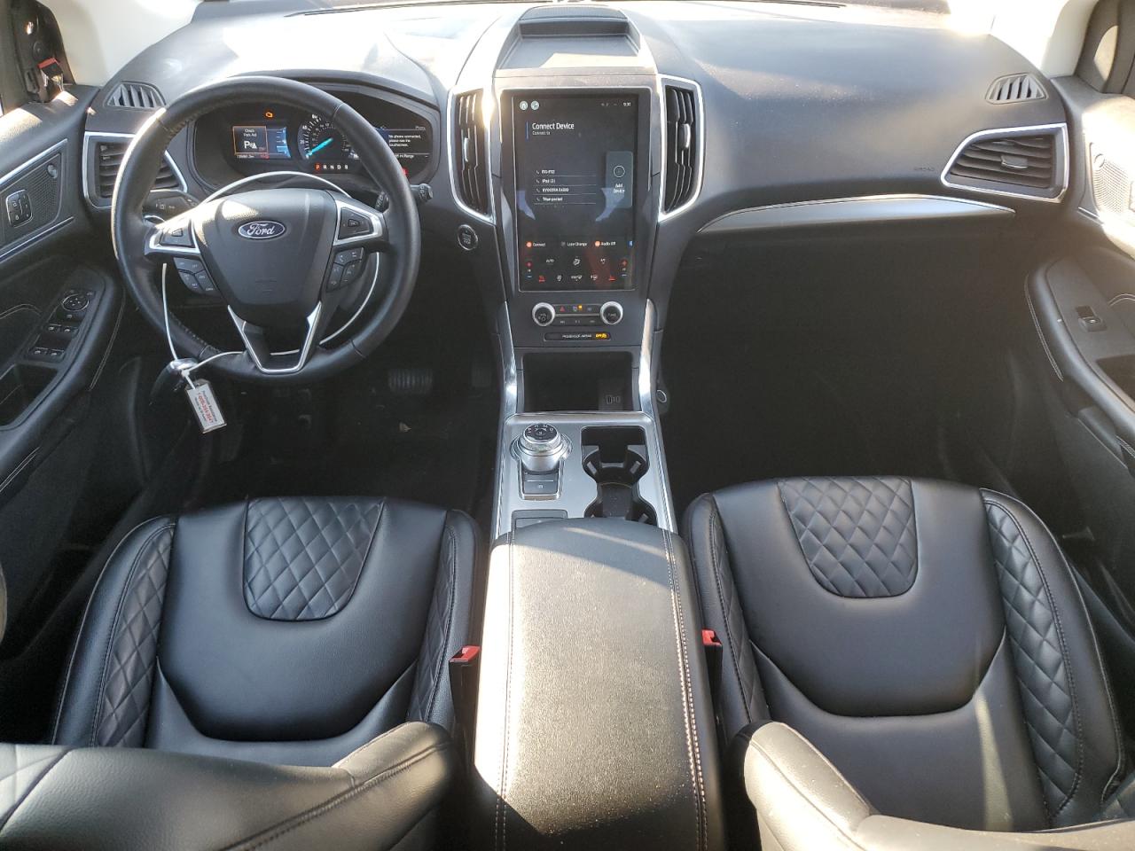 2023 Ford Edge - Image 8