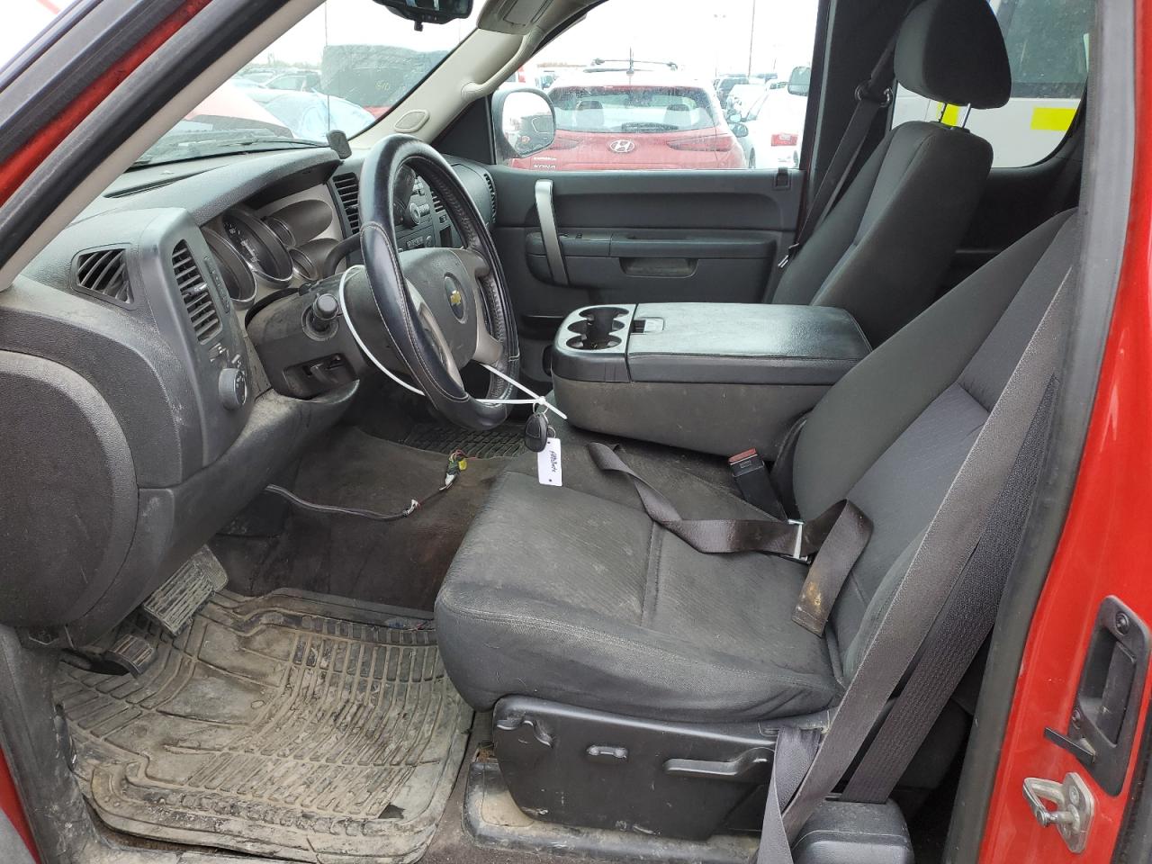 2012 Chevrolet Silverado - Image 7