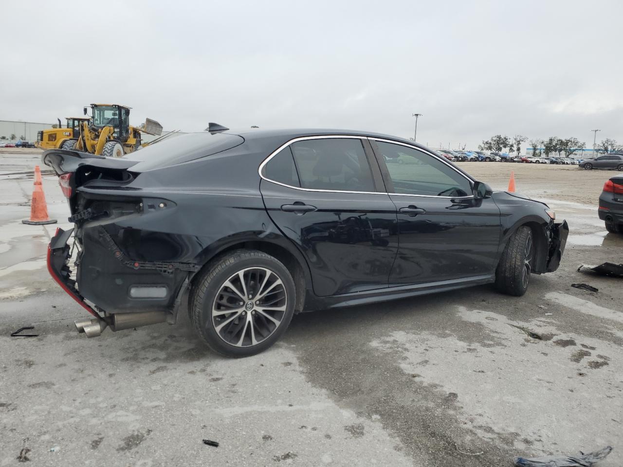 2019 Toyota Camry - Image 3