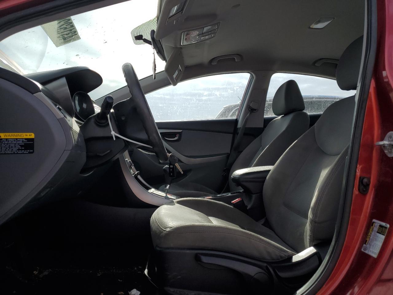 2013 Hyundai Elantra - Image 7